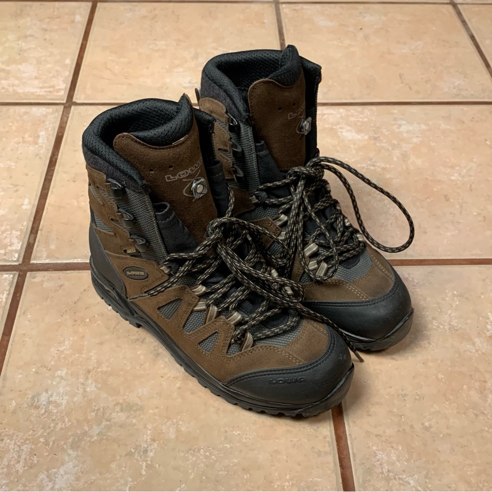 LOWA Baikal GTX Gore-Tex Mens Winter Boots Sz 9; Waterproof Hiking Insulated ✅